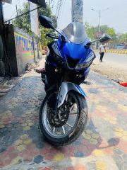 YAMAHA R15 V3